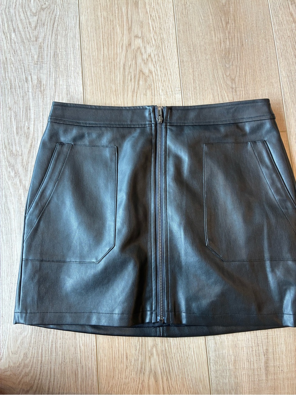 NWT Loverich Black Faux Leather Zip-Front Mini Skirt pockets medium biker goth
